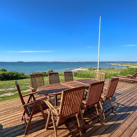 2 Bedroom Amazing In *
