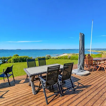 2 Bedroom Amazing In *